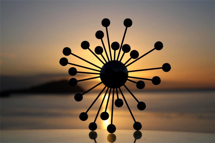 Sky Sculpture SUNSHINE by Hans-Leo Peters